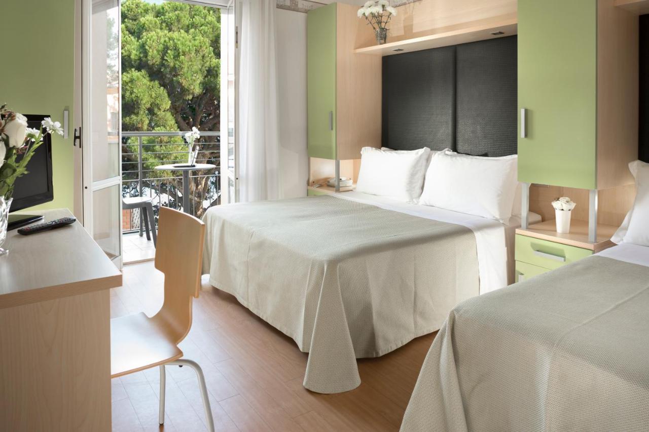 Hotel Sampaoli بيلاريا-إيجيا مارينا المظهر الخارجي الصورة