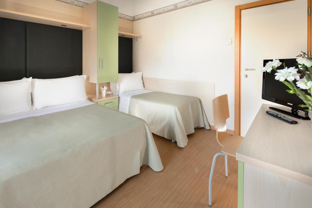 Hotel Sampaoli بيلاريا-إيجيا مارينا المظهر الخارجي الصورة