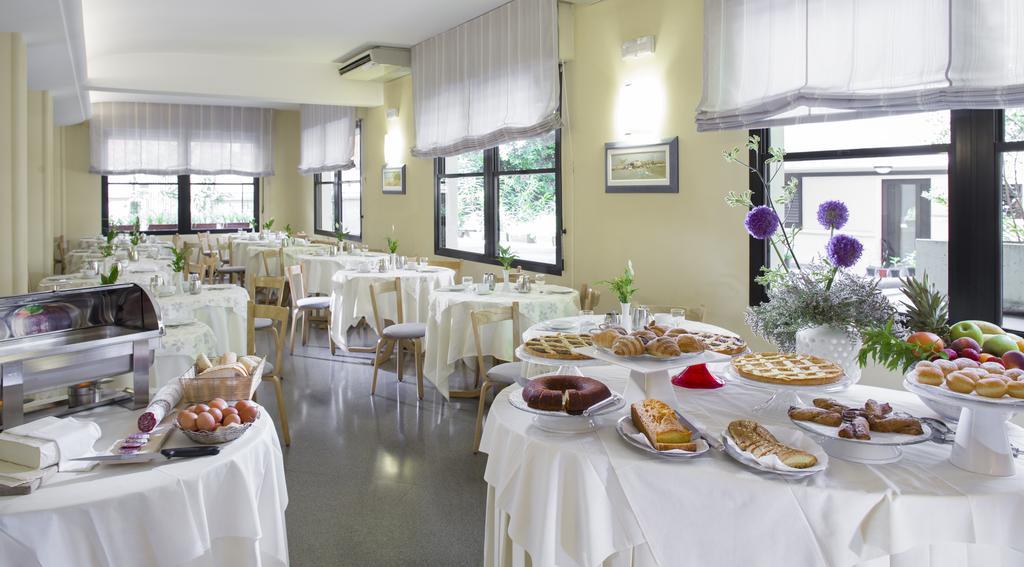 Hotel Sampaoli بيلاريا-إيجيا مارينا المظهر الخارجي الصورة