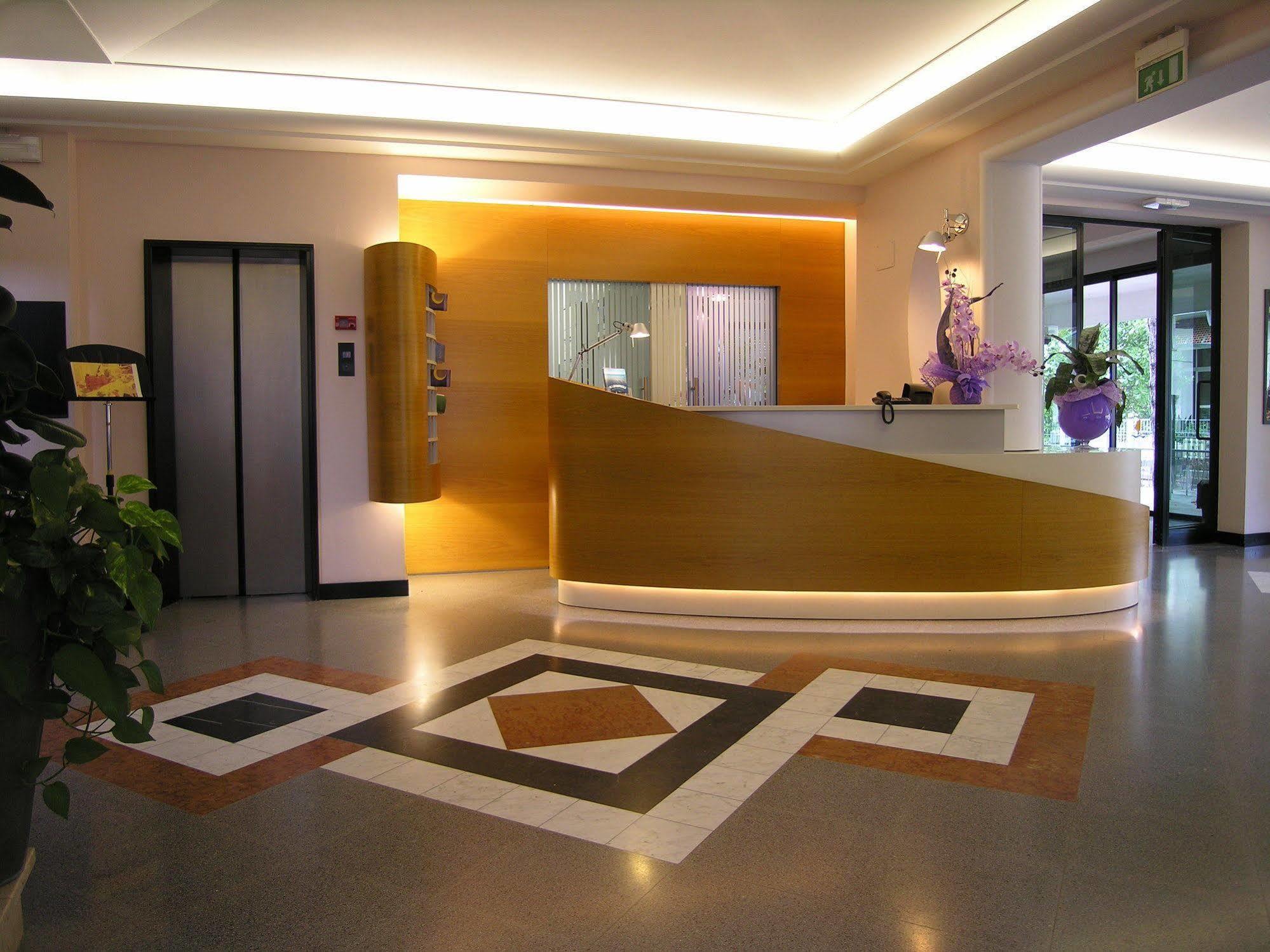 Hotel Sampaoli بيلاريا-إيجيا مارينا المظهر الخارجي الصورة